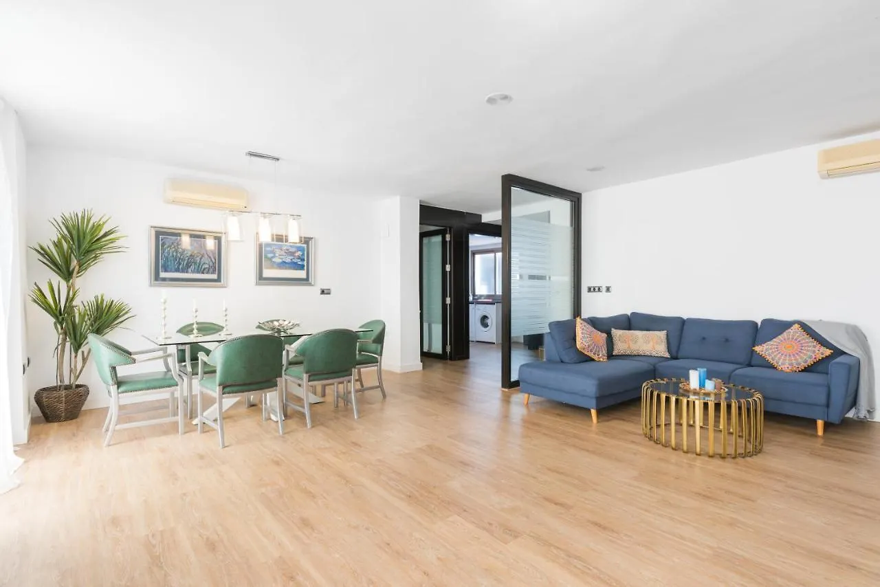 Apartamento Moderno Calle Larios Málaga